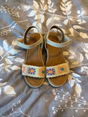 Jellypop Beige Sandals with Colorful Crochet Sunflowers